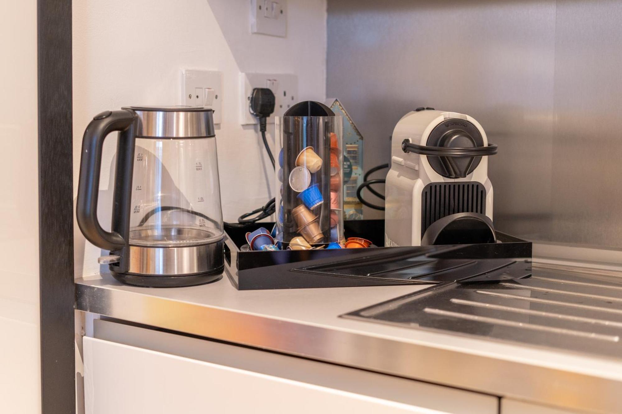 Spacious West End Duplex Apartment, W1 Central ลอนดอน ภายนอก รูปภาพ