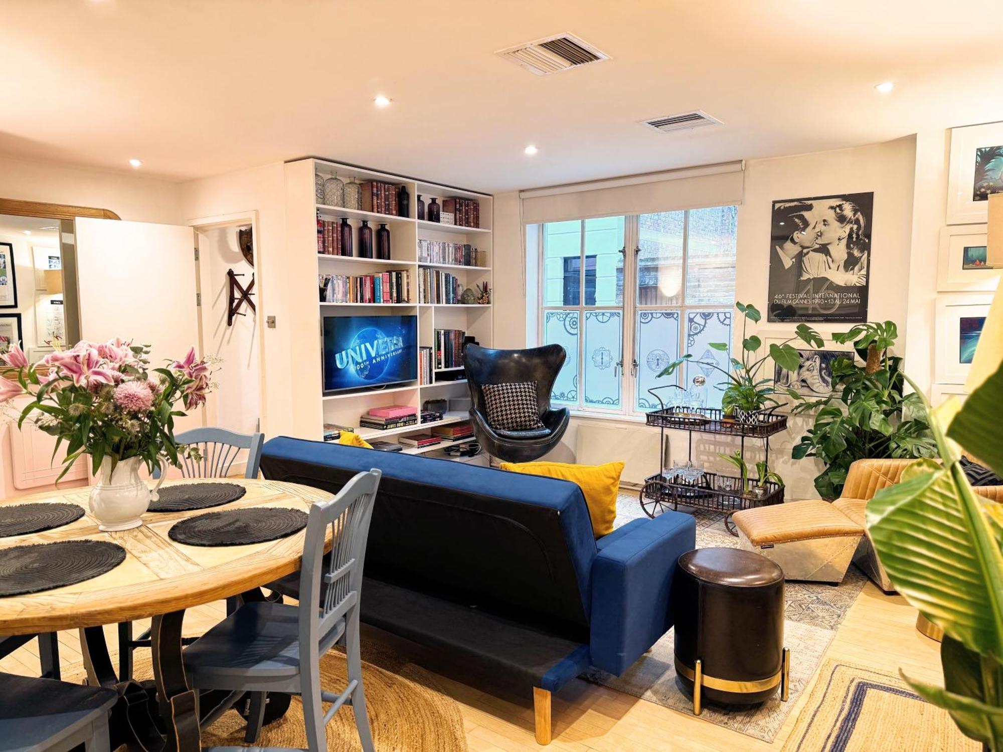 Spacious West End Duplex Apartment, W1 Central ลอนดอน ภายนอก รูปภาพ