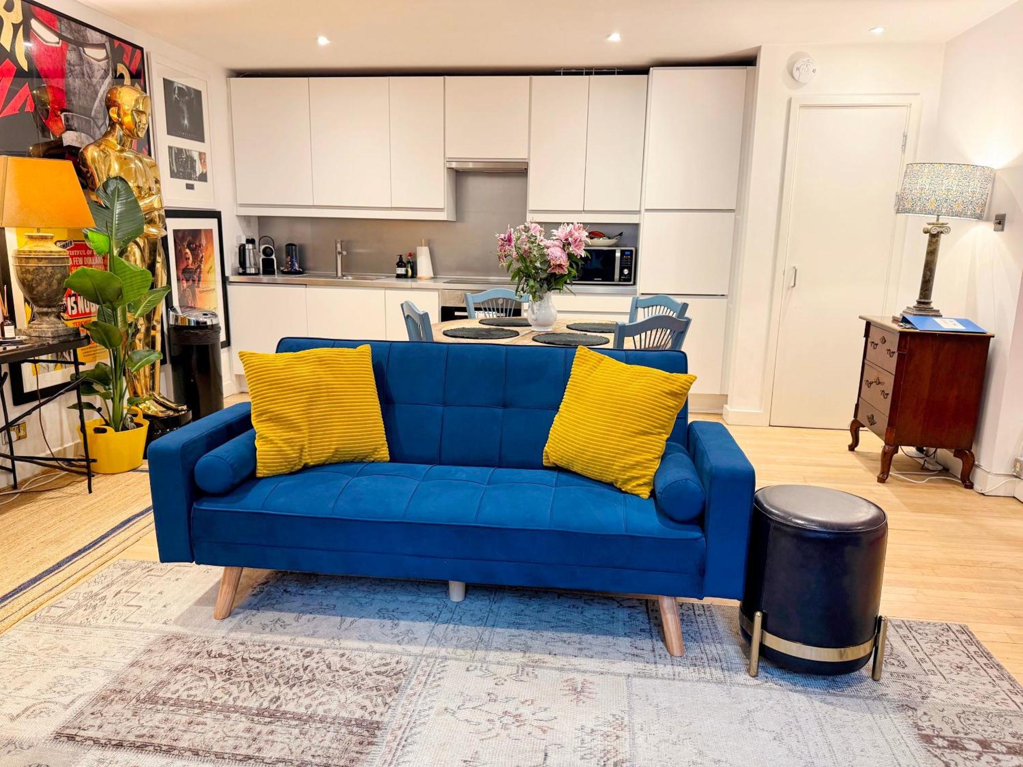Spacious West End Duplex Apartment, W1 Central ลอนดอน ภายนอก รูปภาพ